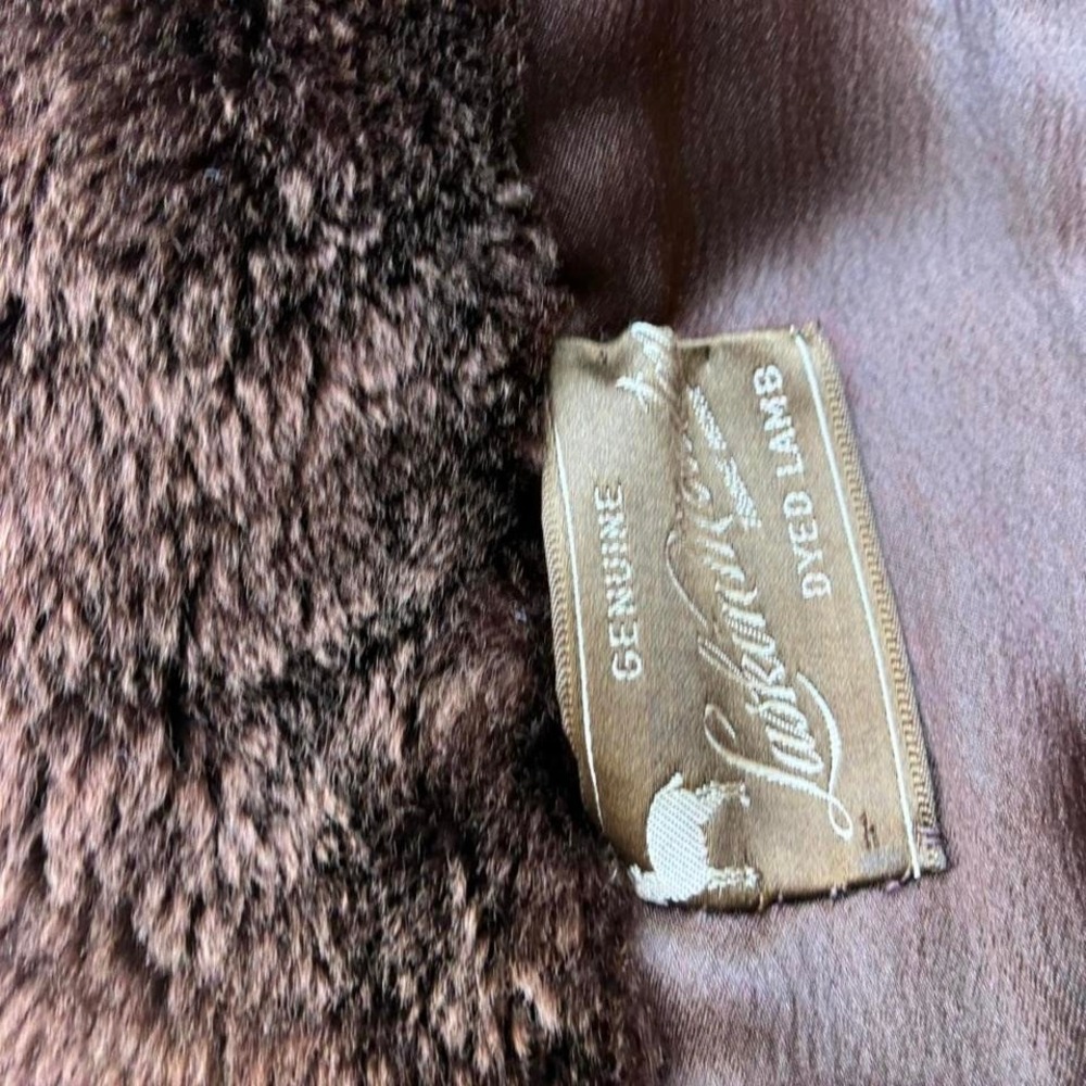 Vintage 1940s genuine dyed lamb jacket Full‎ body super comfortable and warm - Picture 6 of 8